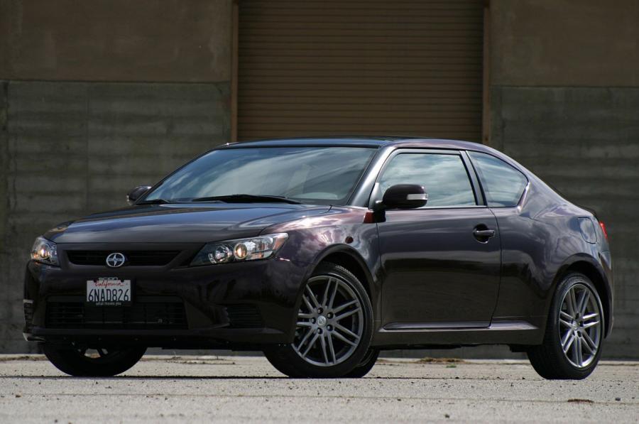  Scion tC 2011 года  (фото 1 из 68)